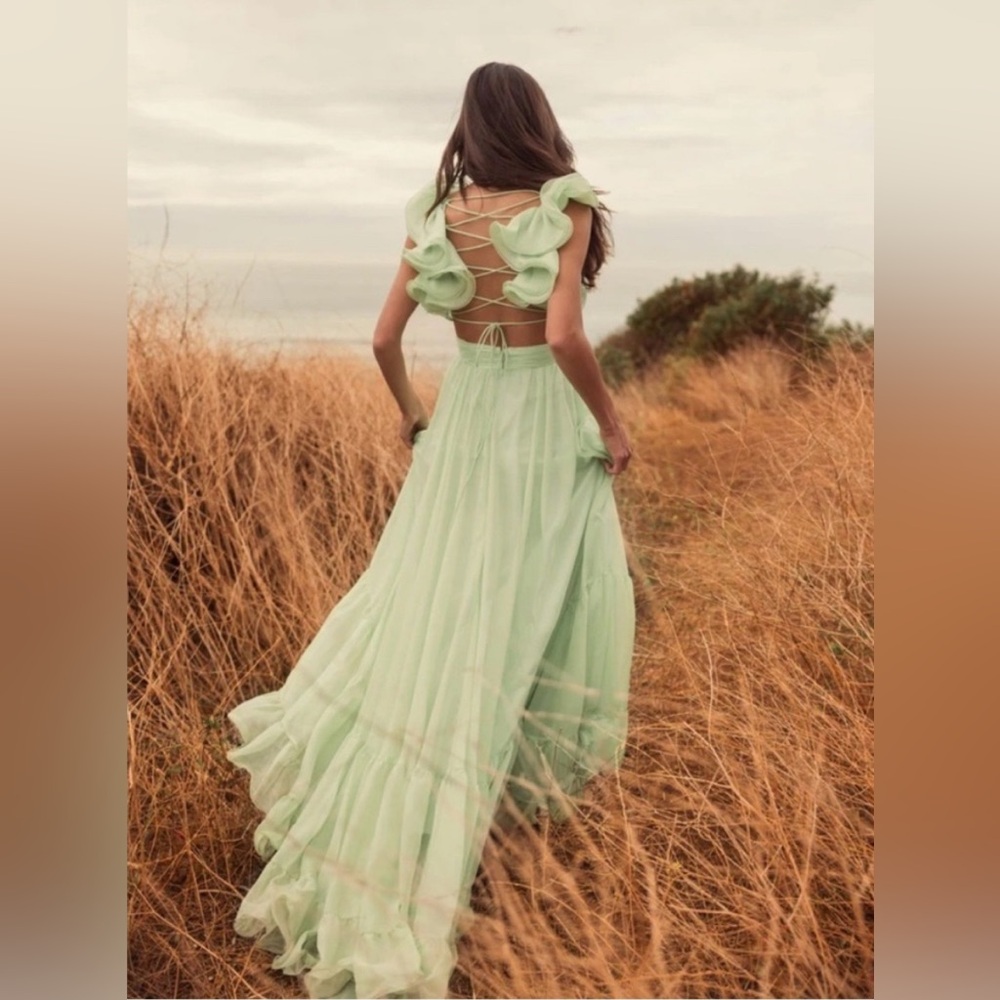 MAC DUGGAL CHIFFON DRESS IN MINT, NWT